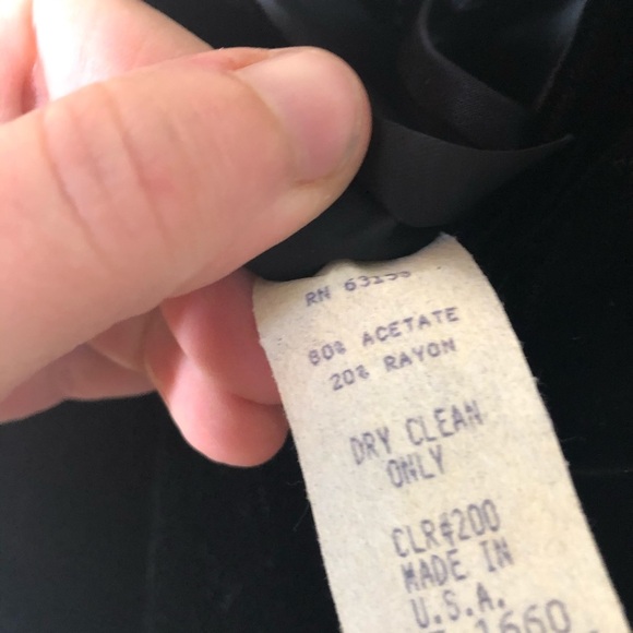 Vintage Black Velvet Cocktail Dress Size 2 - Picture 7 of 7